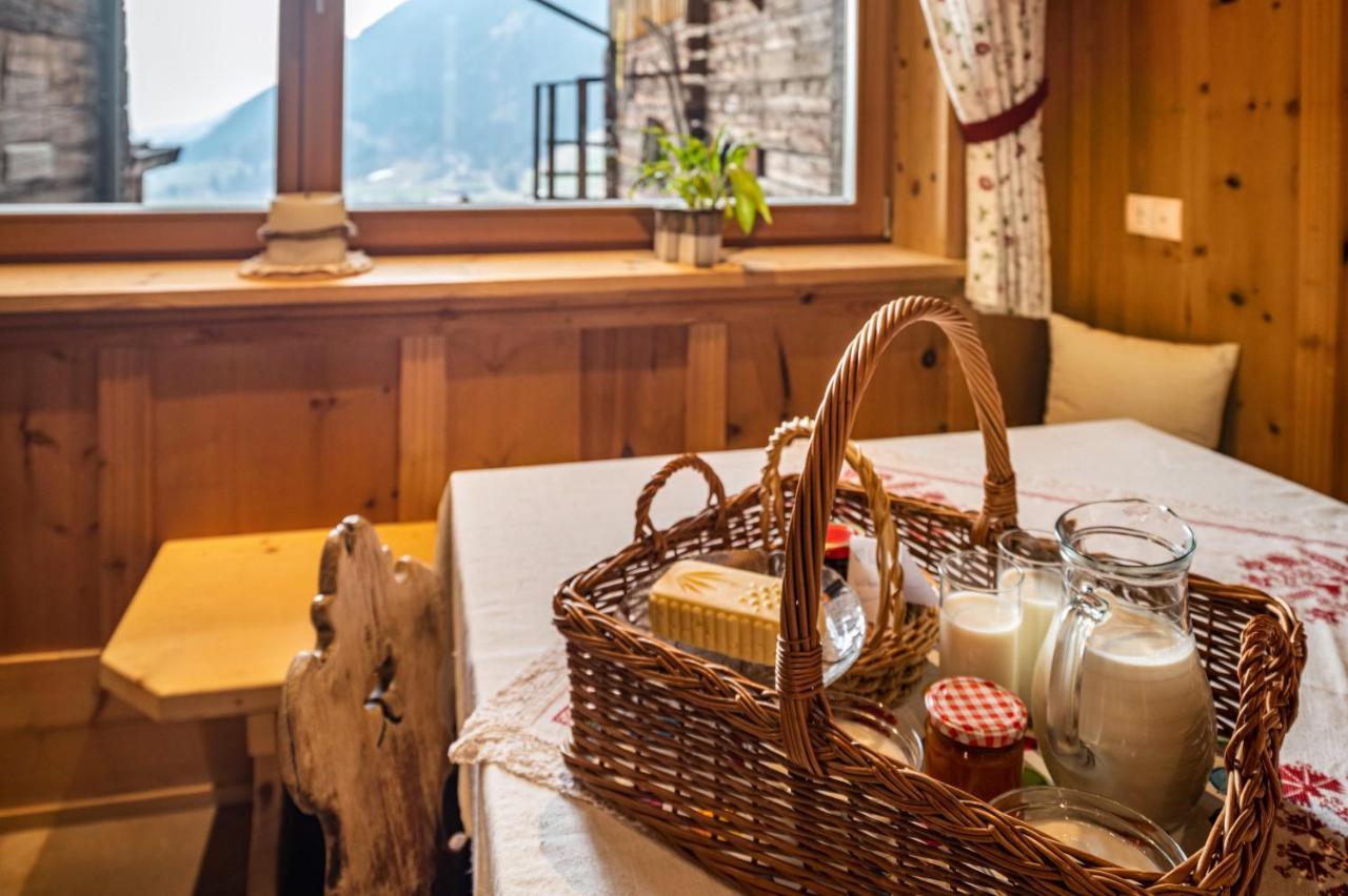 Feldererhof Apt Almenblick Santa Maddalena in Casies Luaran gambar